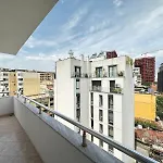Plis Apartment Myslym Shyri